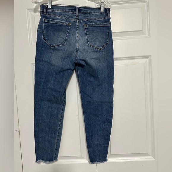 Kensie Jeans from stitch fix. Between mid-rise and high-rise. Ankle/cropped - Picture 6 of 6